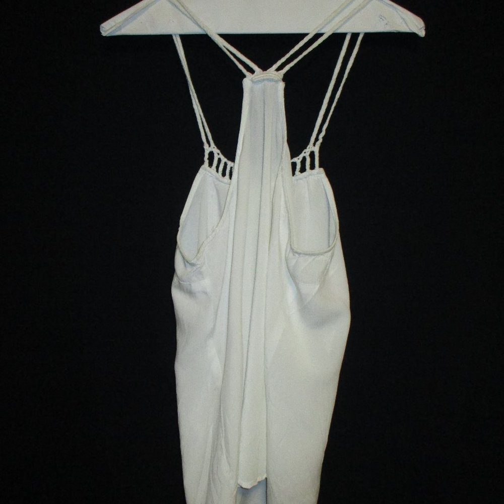 Dizzy Lizzy White Macrame Fringes Halter Top - Picture 11 of 12